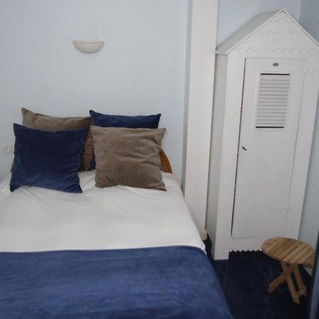 Hotel Le Suroit Perros-Guirec Bagian luar foto