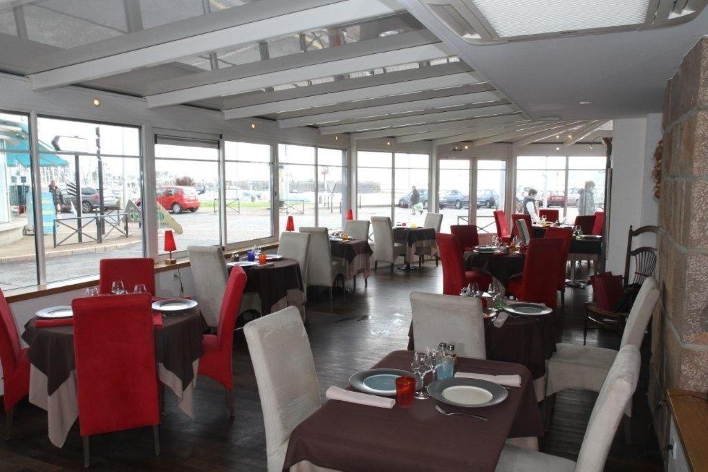 Hotel Le Suroit Perros-Guirec Bagian luar foto