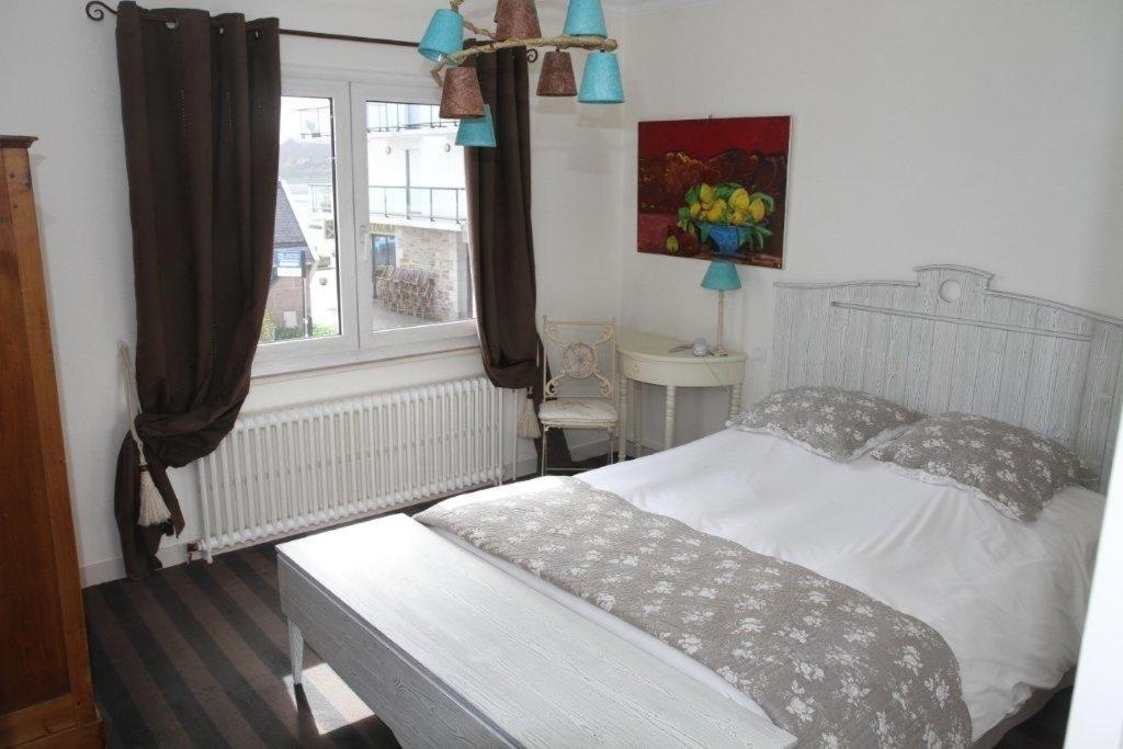 Hotel Le Suroit Perros-Guirec Ruang foto