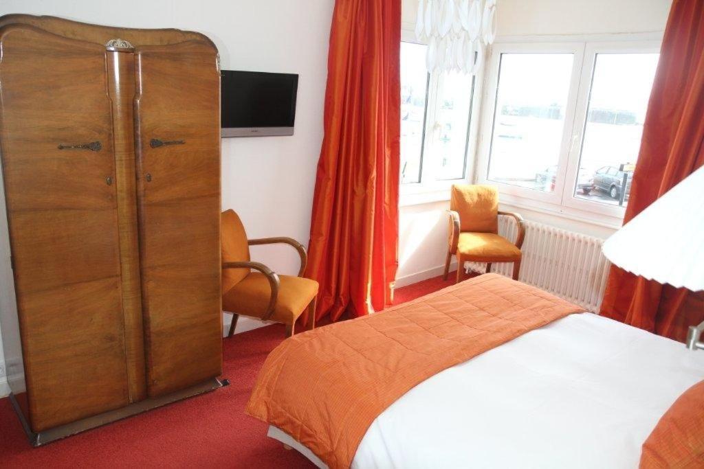 Hotel Le Suroit Perros-Guirec Ruang foto