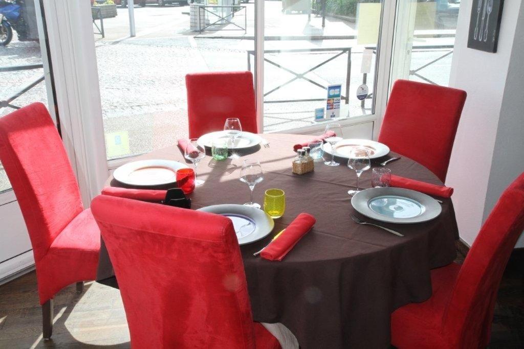 Hotel Le Suroit Perros-Guirec Bagian luar foto