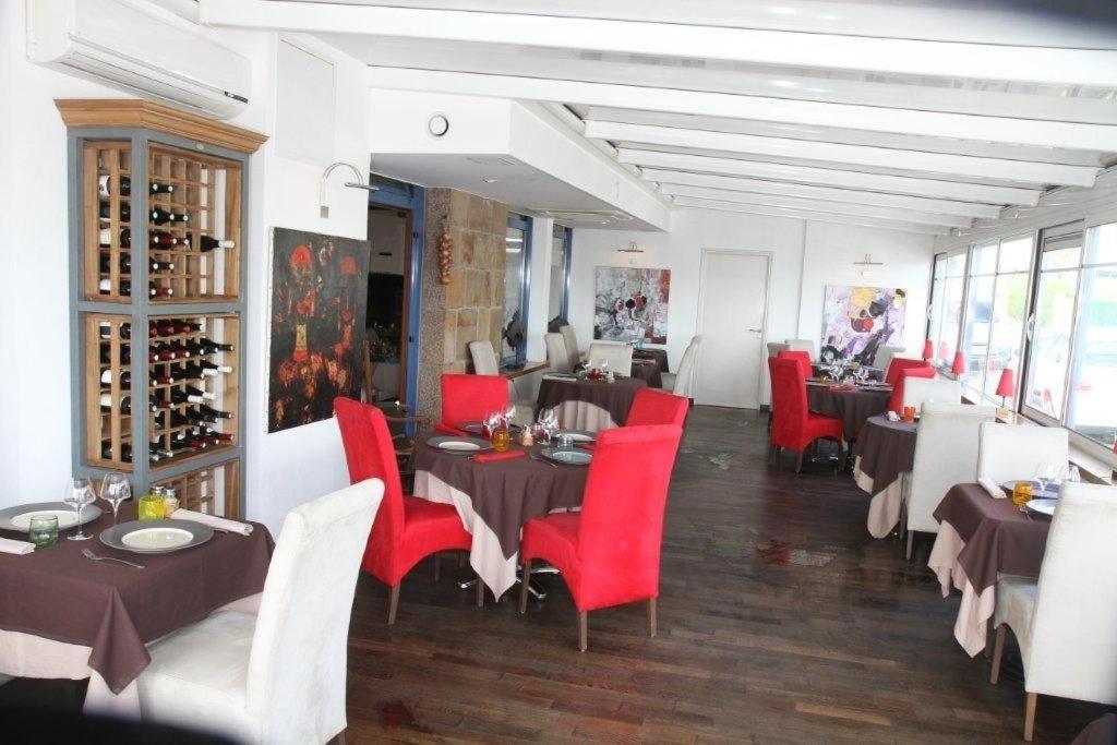 Hotel Le Suroit Perros-Guirec Bagian luar foto